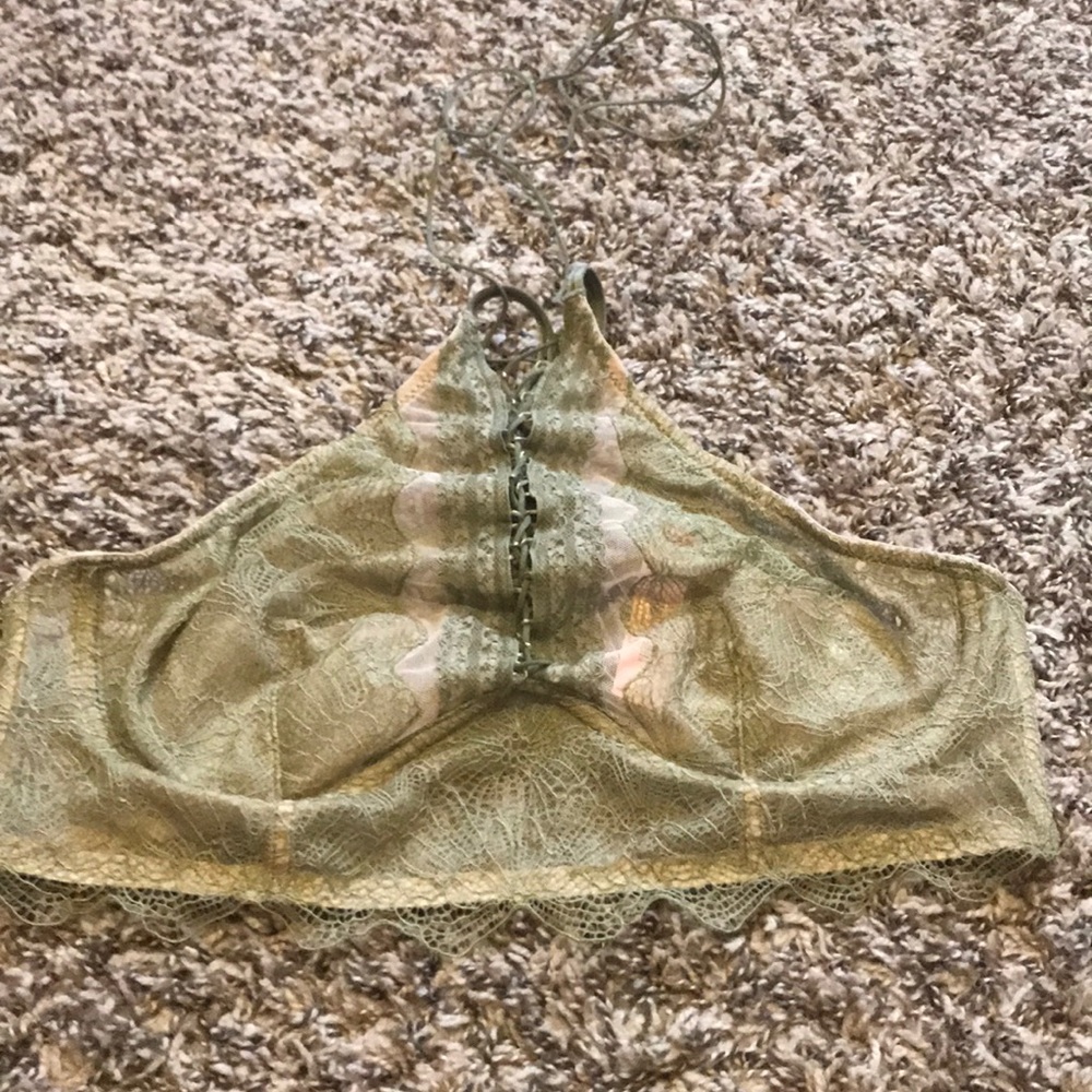 VS Halter Bra